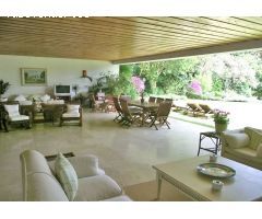 Villa de lujo, Altos de Puente Romano Milla de Oro, Marbella con parcela 6000 metros