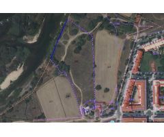 Urbis te ofrece una estupenda parcela en venta en zona Tejares, Salamanca.