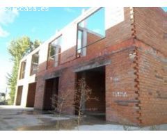Urbis te ofrece un edificio en construcción en venta en Ciudad Rodrigo, Salamanca.
