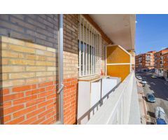 Urbis te ofrece un piso en venta en zona Pizarrales, Salamanca.