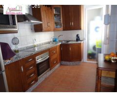 ESTUPENDO PISO CON PARKING + TRASTERO!!!