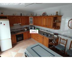 CASA EN VENTA EN LA ALMEDINA