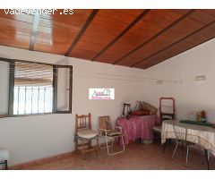 CASA EN VENTA EN LA ALMEDINA