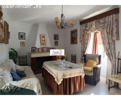 CASA EN VENTA EN LA ALMEDINA