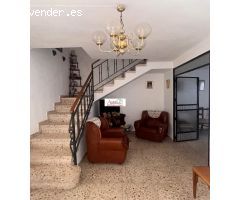 ¡¡¡ CASA CON GRANDES PATIOS ¡¡¡