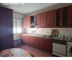 VIVIENDA EN DOÑA MENCIA, CON 4 DORMITORIOS