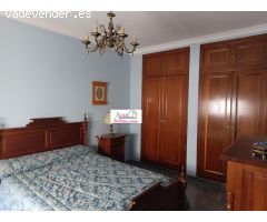 VIVIENDA EN DOÑA MENCIA, CON 4 DORMITORIOS