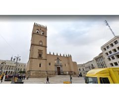 OPORTUNIDAD ÚNICA PARA INVERSORES EN EL CORAZÓN DEL CASCO ANTIGUO DE BADAJOZ