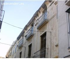 OPORTUNIDAD ÚNICA PARA INVERSORES EN EL CORAZÓN DEL CASCO ANTIGUO DE BADAJOZ