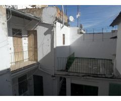 OPORTUNIDAD ÚNICA PARA INVERSORES EN EL CORAZÓN DEL CASCO ANTIGUO DE BADAJOZ