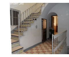 OPORTUNIDAD ÚNICA PARA INVERSORES EN EL CORAZÓN DEL CASCO ANTIGUO DE BADAJOZ