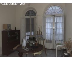 OPORTUNIDAD ÚNICA PARA INVERSORES EN EL CENTRO DE BADAJOZ
