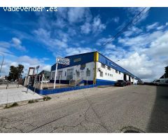 ¡Oportunidad única! Nave en venta en el Polígono El Nevero, Badajoz