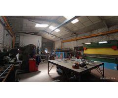 NAVE CON PUENTE GRUA EN P.I.VALMOR (VALDEMORO)