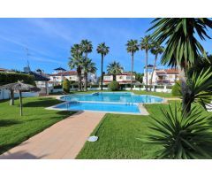 Casa en Alquiler en Pilar de la Horadada, Alicante