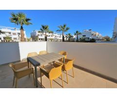 Casa en Alquiler en Pilar de la Horadada, Alicante