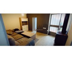VENTA DE CASA CON PATIO EN FUENTE ROCHA