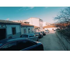 VENTA DE CASA CON PATIO EN FUENTE ROCHA