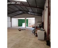 VENTA DE PISO Y NAVE EN LA CHARCA MUSIA