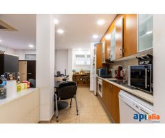 PLANTA BAJA DE 4 HABITACIONES A TOCAR DEL MERCADO CENTRAL