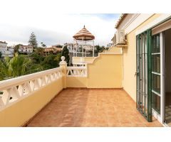 DUPLEX EN BURRIANA CON PISCINA COMUNITARIA