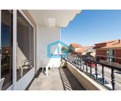 A7253: Sanxenxo: Piso con terraza a fachada, a mts del mar...