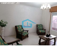A7253: Sanxenxo: Piso con terraza a fachada, a mts del mar...