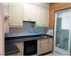A7253: Sanxenxo: Piso con terraza a fachada, a mts del mar...