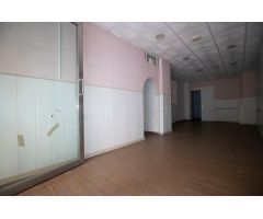 EDIFICIO DE 318 M2, CON 2 APARTAMENTOS Y LOCAL COMERCIAL, TOTALMENTE REFORMADOS EN CALLE MENACHO
