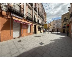 Local/vivienda en calle Santa Lucia
