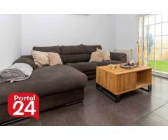 Casa recientemente reformada en su totalidad en M. Cansado (Badajoz). Con cochera.