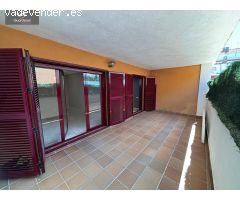 ARMILLA-JUNTO PARADA DE METRO. 3DORMITORIOS,2 BAÑOS, GARAJE,TRASTERO Y PISCINA.