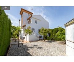 ¡GRAN CHALET EN GOJAR EN URBANIZACION LOS CEREZOS!