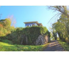 CASA BIFAMILIAR EN ZALLA, LA HERRERA CON TERRENO DE 756 M2