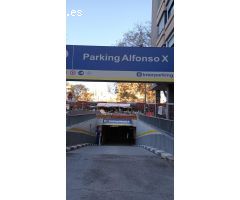 Plaza de parking en Alfonso X