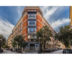 Ático en venta en Barrio de Cortes, Madrid