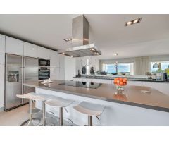Diseño Moderno en Armonía con la Naturaleza, Marbella