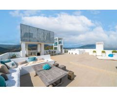 Diseño Moderno en Armonía con la Naturaleza, Marbella