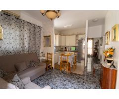 CASA EN GÁDOR