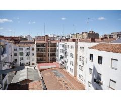 Alquiler ático duplex, 3 dormit., con terraza 18 m2, garaje y trastero, C/ Burgos junto Av Goya.