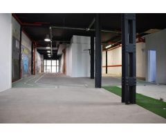 En alquiler local de 300 m2, con encanto, en C/ Predicadores.