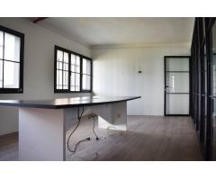 En alquiler local de 300 m2, con encanto, en C/ Predicadores.