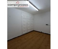 EXCELENTE PISO CUATRO HABITACIONES