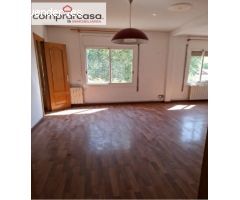 PISO CENTRICO y  LUMINOSO - JUNTO PLAYA  Y RENFE