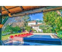 VILLA BENALMÁDENA PUEBLO CON VISTAS HERMOSAS AL MAR