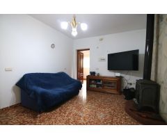 Finca con Vivienda, Piscina y Producción de Aguacates con licencia de (AFO)