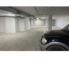 18 plazas de garaje en una sola planta en calle Salitre 45, Málaga centro.