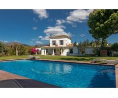 Preciosa casa de campo en venta en Entrerrios, Mijas