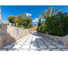 Preciosa casa de campo en venta en Entrerrios, Mijas