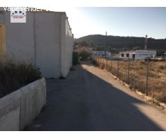 Nave 500 mt2 en Parcela 3.000 mt2 entrada Abaran- JUNTO CAMPO FUTBOL.